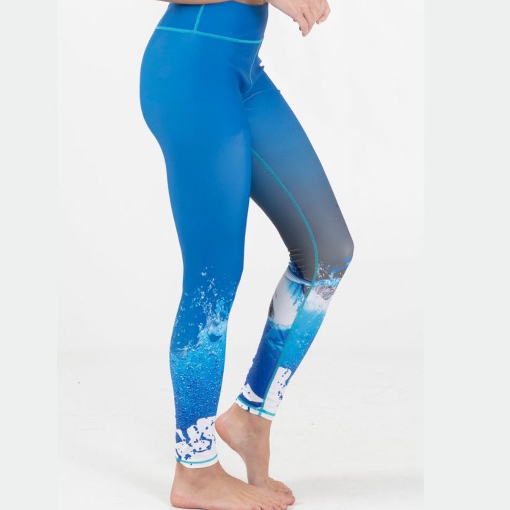 NEW!! Wave Life Blue Marlin Active Leggings